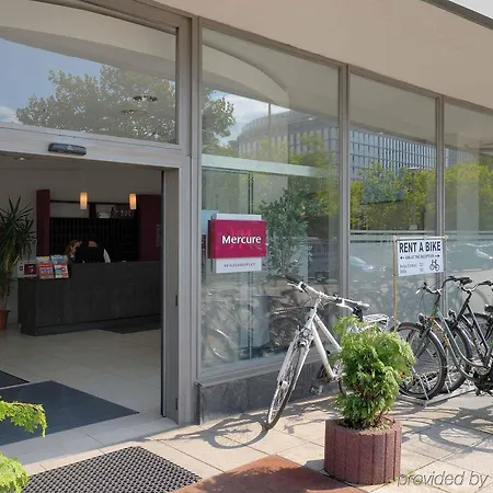 Mercure Alexanderplatz 3*