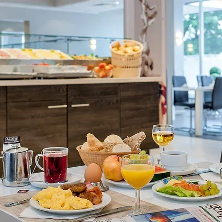 Mercure Alexanderplatz 3*