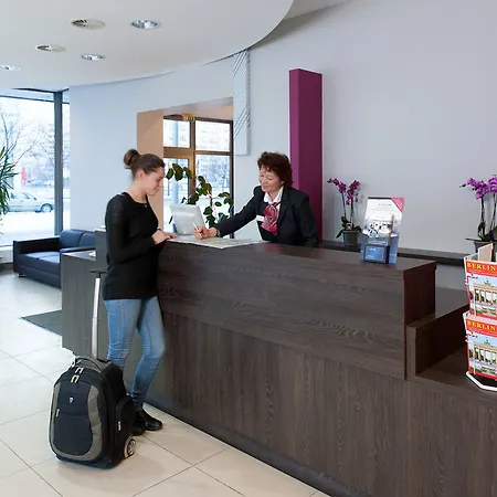 Mercure Alexanderplatz מלון