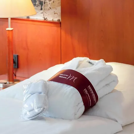 Mercure Alexanderplatz 3* برلين