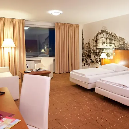 Mercure Alexanderplatz מלון