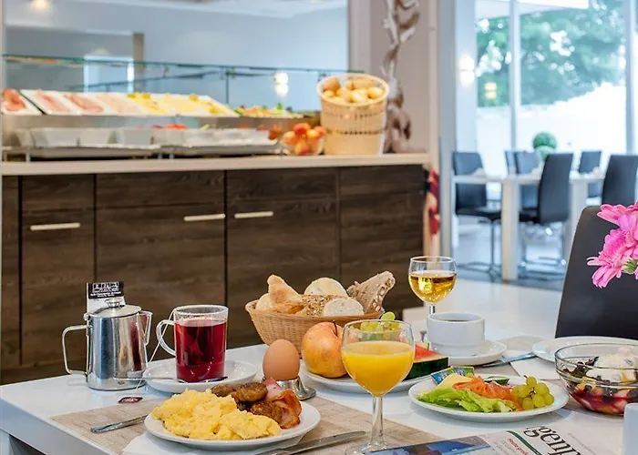 Mercure Alexanderplatz 3*