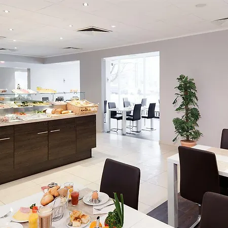 Mercure Alexanderplatz 3*